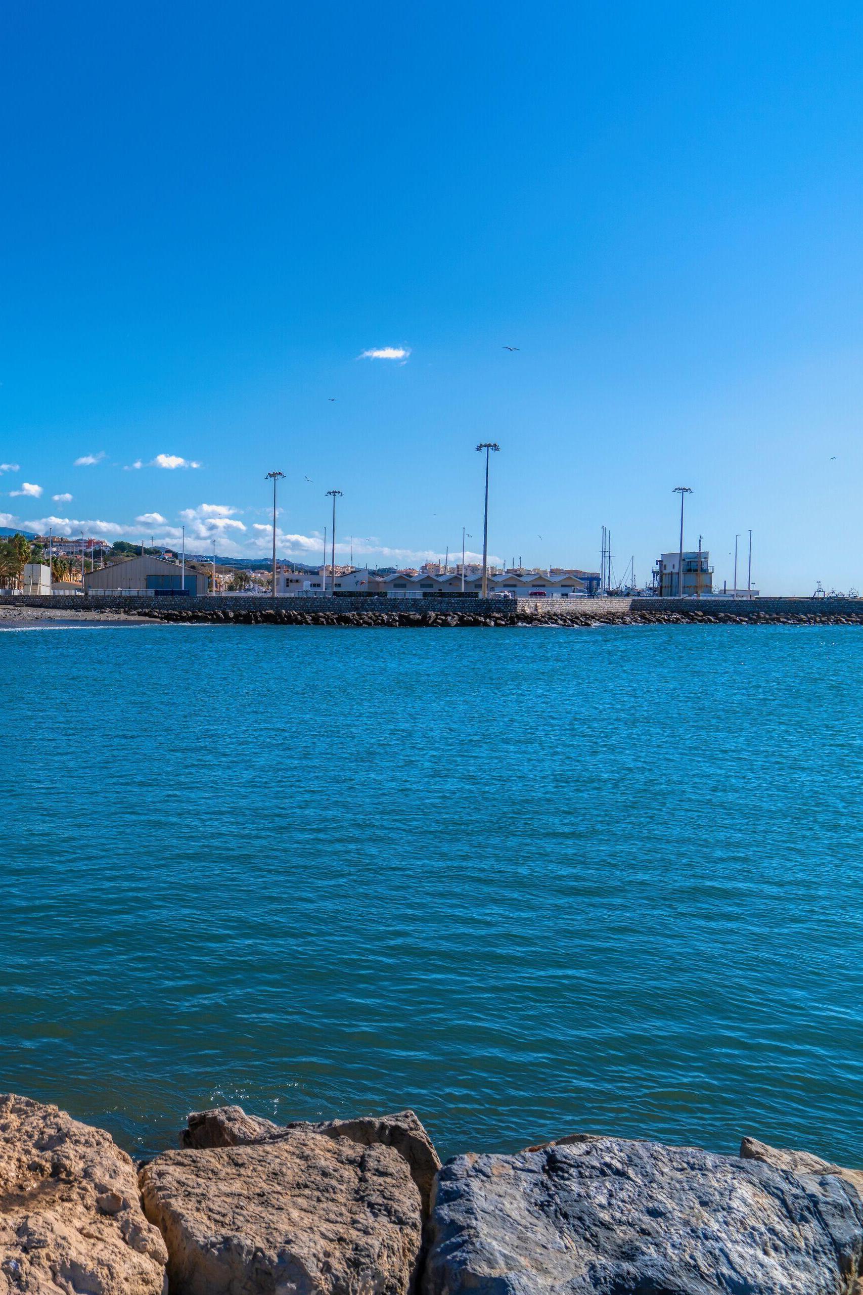 Puerto de la Caleta de Vélez